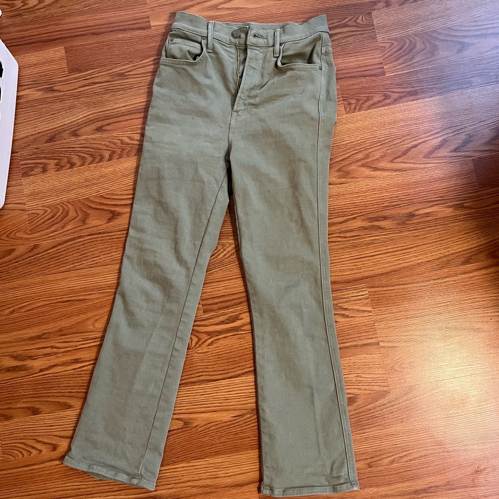 MOTHER Smokin' Double
Ankle High-Rise Flare Jeans - Picture 11 of 15
